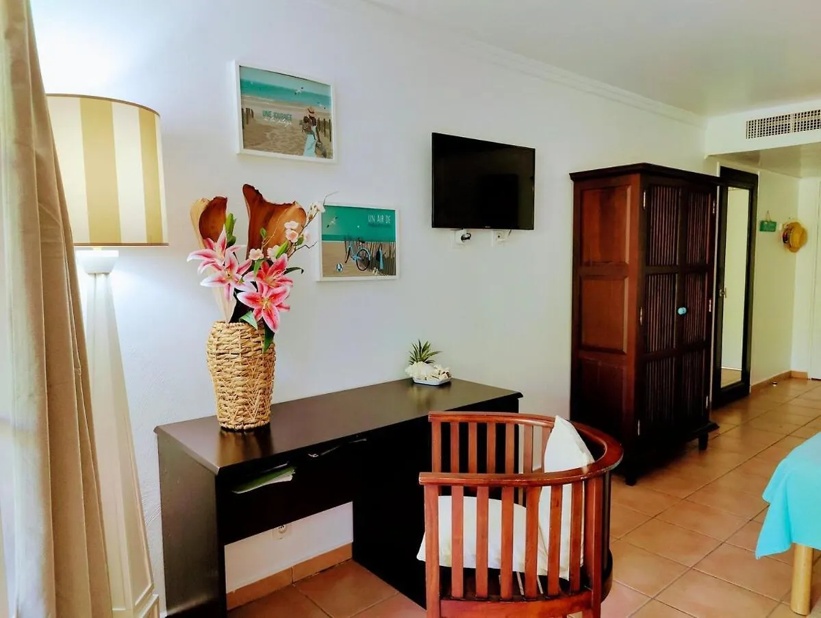 Apartment Evasion Caraibes Studio Village Club Bord De Mer Sainte-Anne